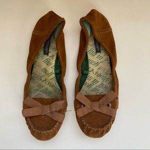 American Eagle flats